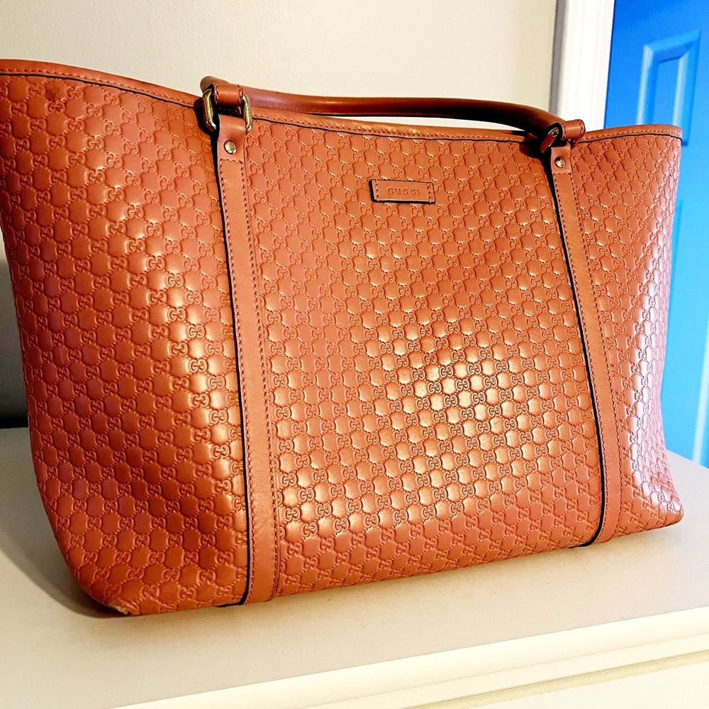 Authentic Gucci Pink GG Monogram Womens Microguccissima Joy Tote Hand Bag